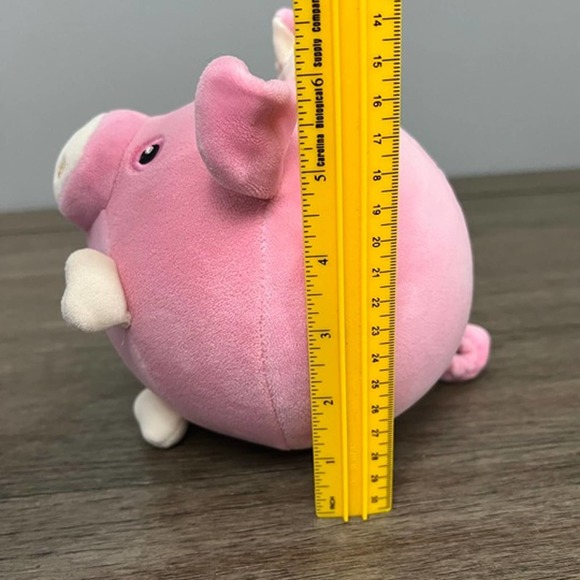 Bulls I Toy Round Pink Squish Pig Plush - Picture 5 of 5